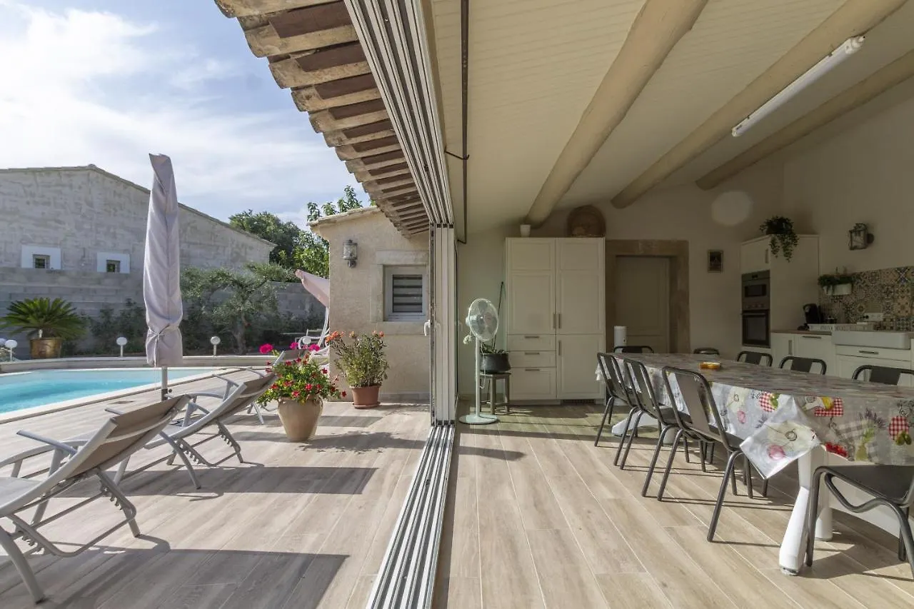 Villa Mireillo Noves France